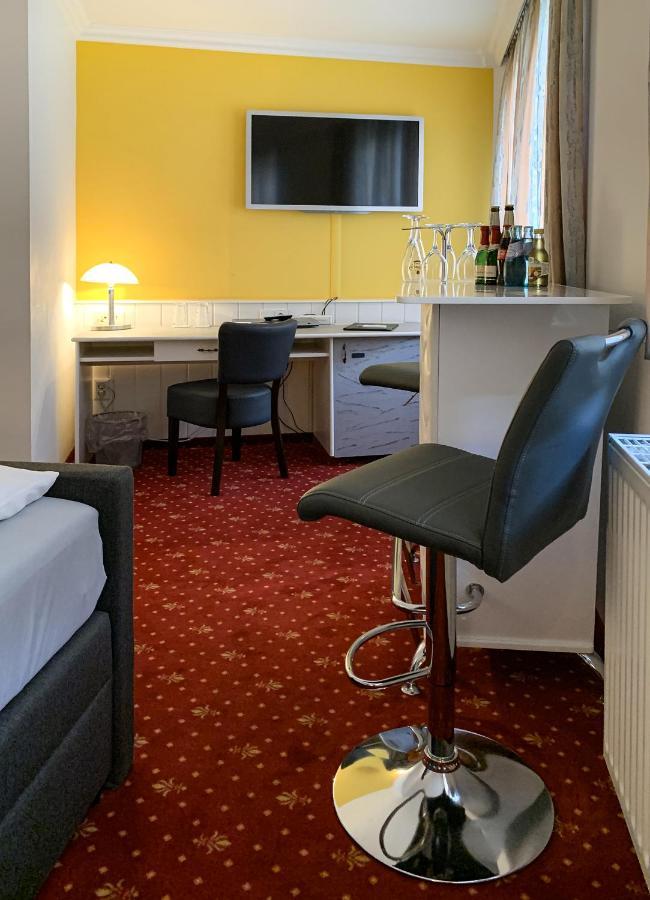 Hotel Carl Von Clausewitz ライプツィヒ エクステリア 写真